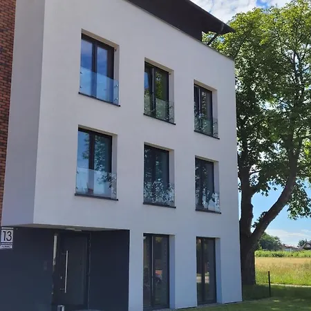Apartament Wsrod Kasztanow Puck Esterno foto