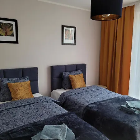 Apartament Wsrod Kasztanow Puck Esterno foto